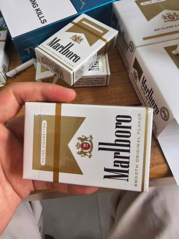 Marlboro Gold Kings Box Cigarettes （10-Pack Carton）